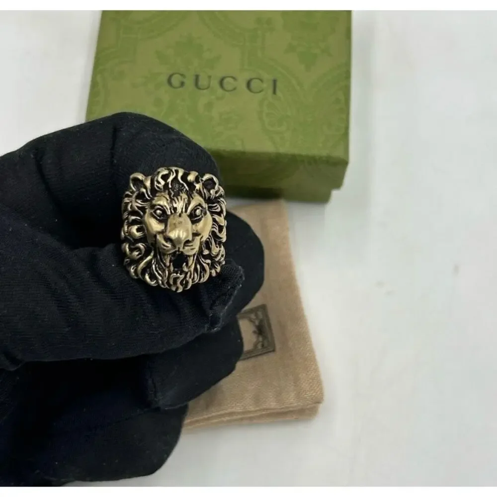Men's Gucci iconic, Lionhead ring in aged gold tone metal size 11 made in Italy